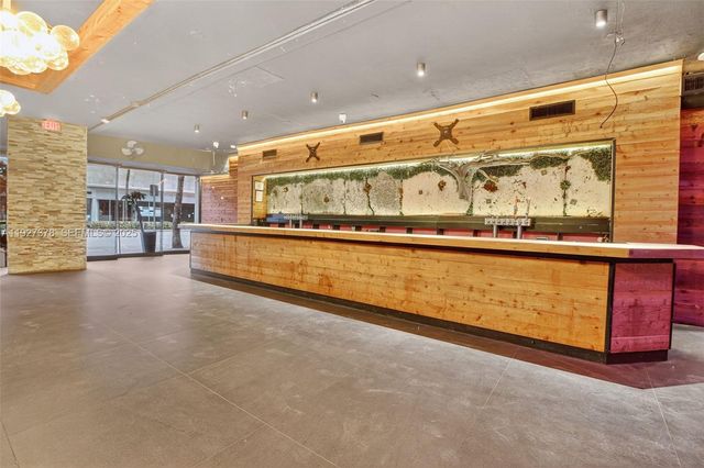 1216 Washington AVE, Miami Beach, FL 33139