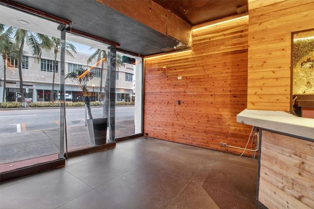 1216 Washington AVE, Miami Beach, FL 33139