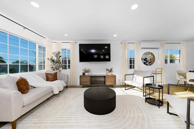 1193 Fifth Avenue, Chula Vista, CA 91911