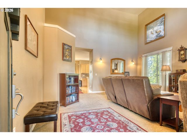 35140 ROBERTS Ln, St Helens, OR 97051