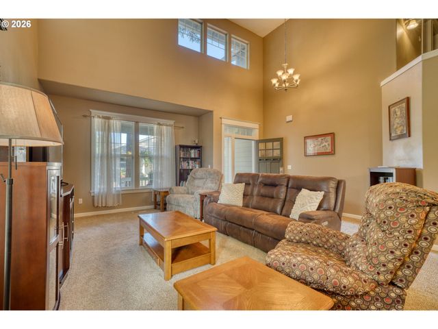 35140 ROBERTS Ln, St Helens, OR 97051