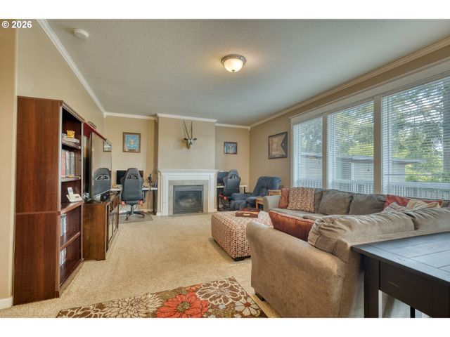 35140 ROBERTS Ln, St Helens, OR 97051