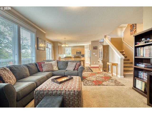 35140 ROBERTS Ln, St Helens, OR 97051