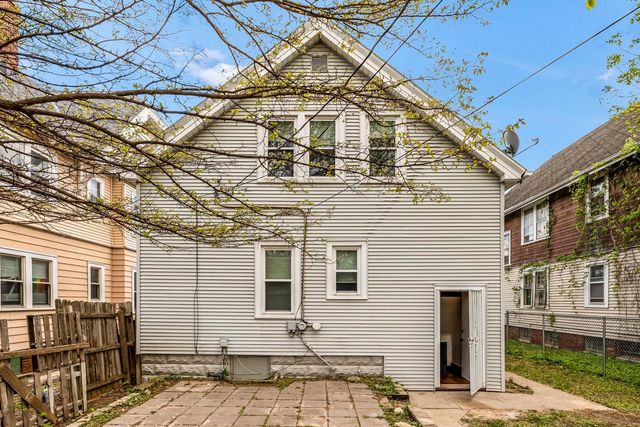 2631 40th STREET, Milwaukee, WI 53210