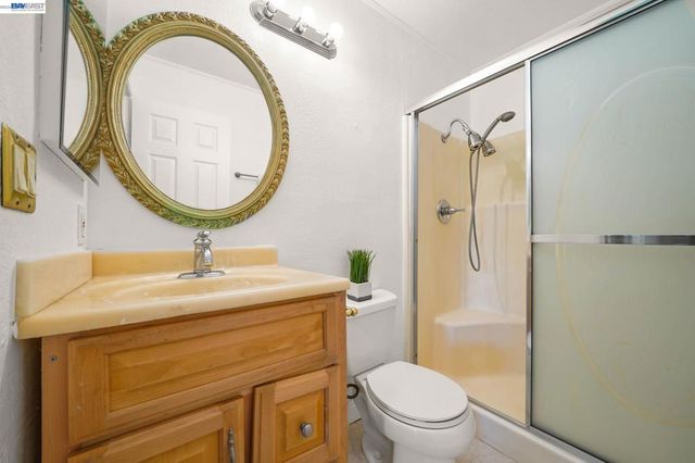 40300 Grimmer Blvd, Fremont, CA 94538
