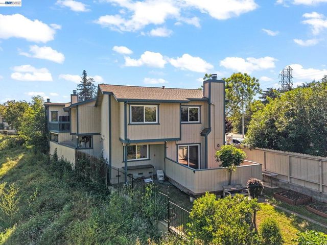 40300 Grimmer Blvd, Fremont, CA 94538