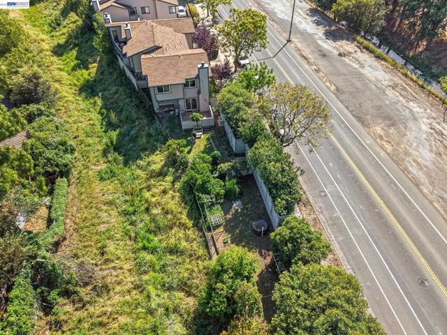 40300 Grimmer Blvd, Fremont, CA 94538