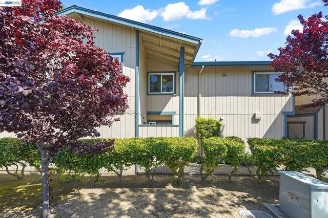 40300 Grimmer Blvd, Fremont, CA 94538