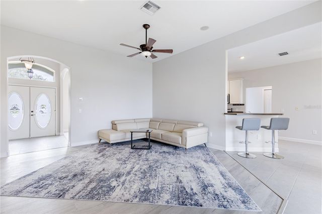 3804 BAYSHORE CIRCLE, Tavares, FL 32778