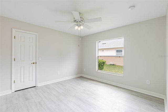 3804 BAYSHORE CIRCLE, Tavares, FL 32778