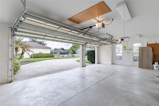 3804 BAYSHORE CIRCLE, Tavares, FL 32778