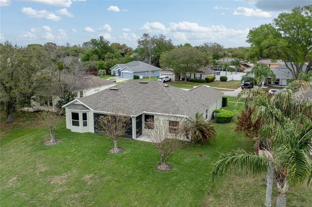 3804 BAYSHORE CIRCLE, Tavares, FL 32778