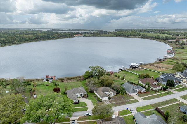 3804 BAYSHORE CIRCLE, Tavares, FL 32778