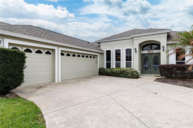3804 BAYSHORE CIRCLE, Tavares, FL 32778