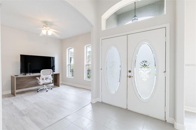 3804 BAYSHORE CIRCLE, Tavares, FL 32778