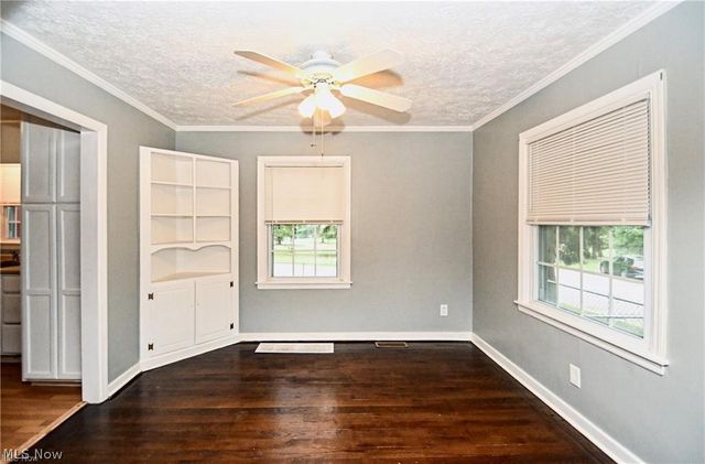 1699 Sunset Avenue, Akron, OH 44301