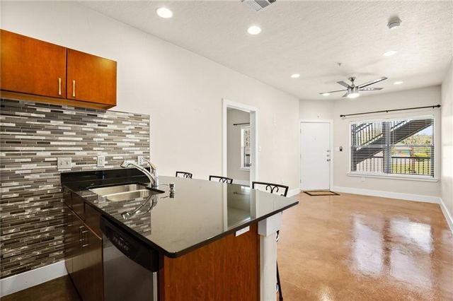 1807 Poquito ST 38, Austin, TX 78702