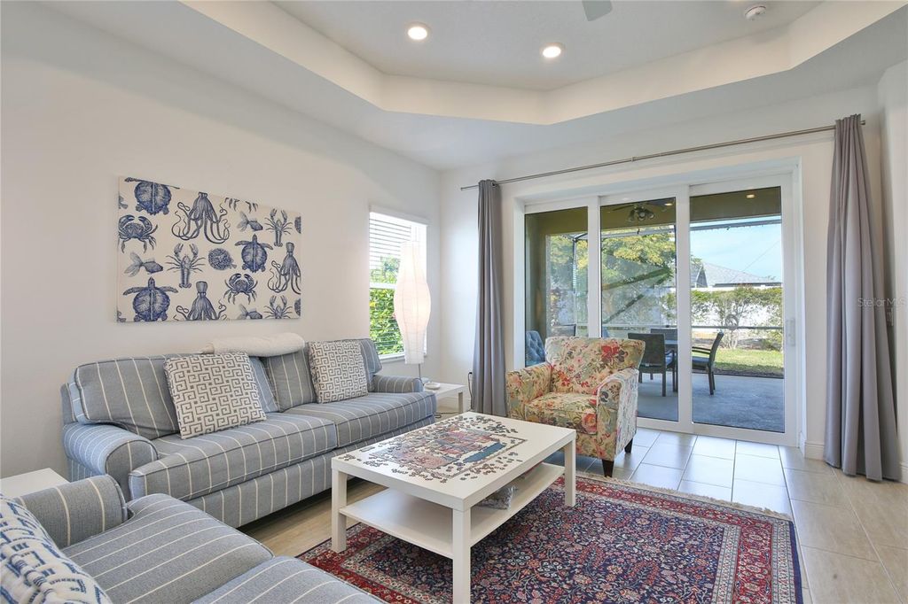 Image 12 of property listing at 7016 PLAYA BELLA DRIVE, Bradenton, FL 34209