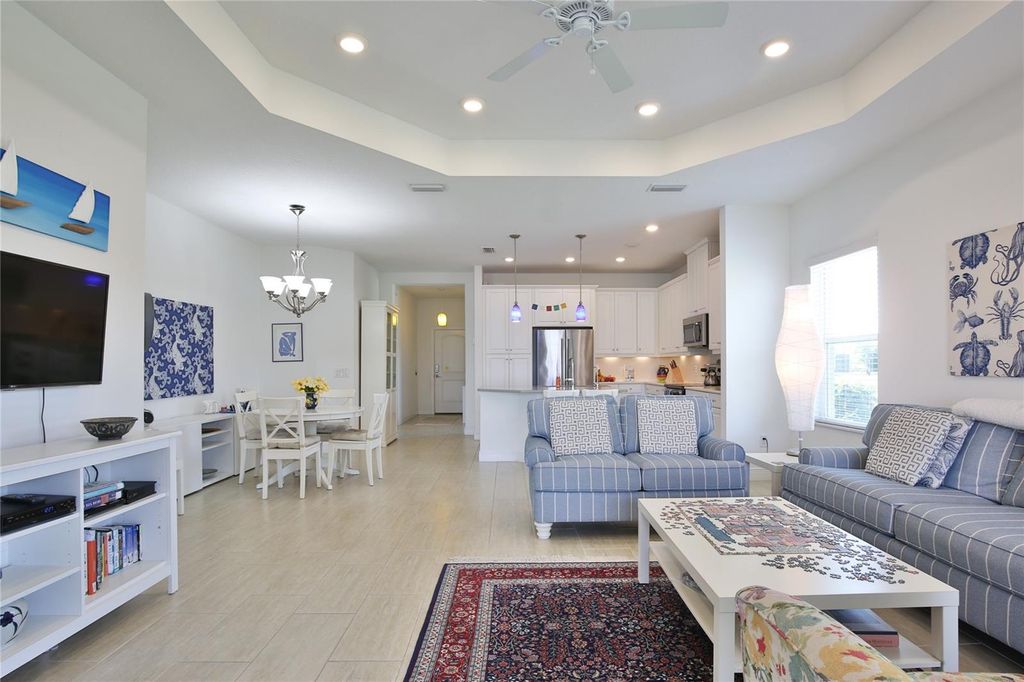 Image 15 of property listing at 7016 PLAYA BELLA DRIVE, Bradenton, FL 34209