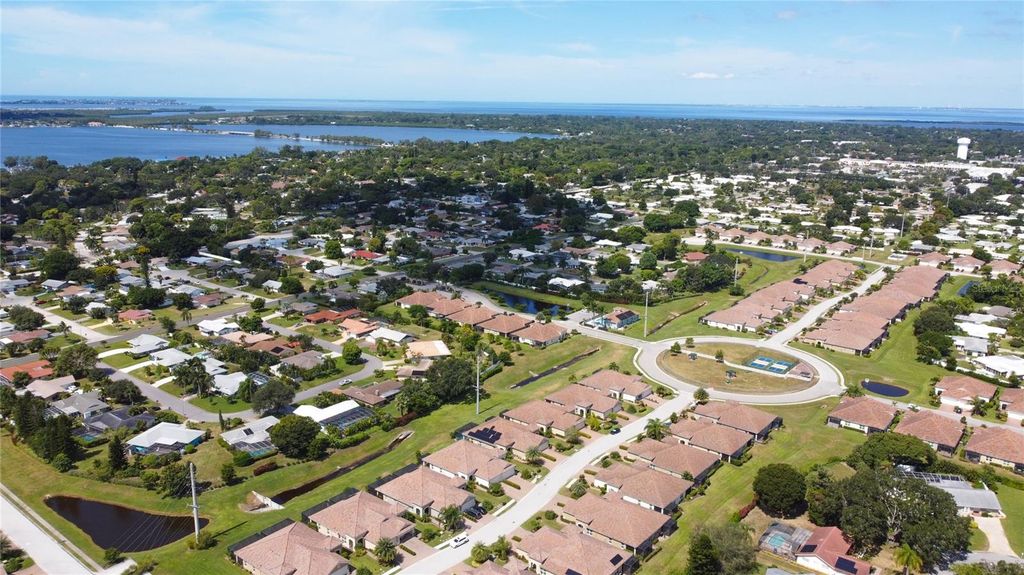 Image 38 of property listing at 7016 PLAYA BELLA DRIVE, Bradenton, FL 34209
