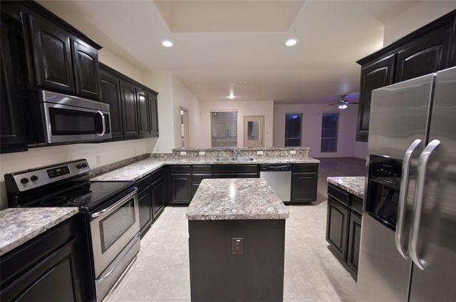 2908 Bahar Drive, Arlington, TX 76010