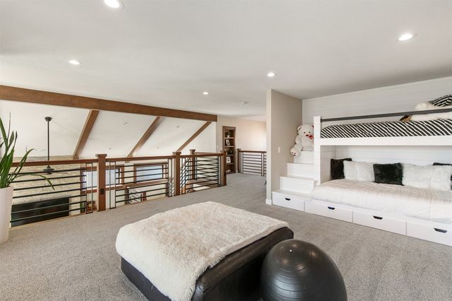 6309 Sudbury Court, Johnston, IA 50131