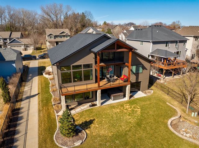 6309 Sudbury Court, Johnston, IA 50131