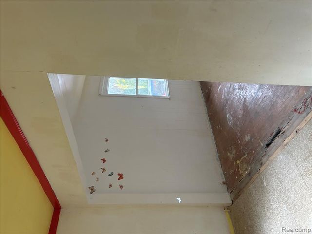 3256 Oakwood Avenue, Saginaw, MI 48601