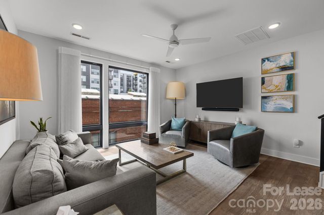 1207 Minter Place, Charlotte, NC 28203