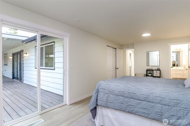 1703 7th Avenue SE, Puyallup, WA 98372