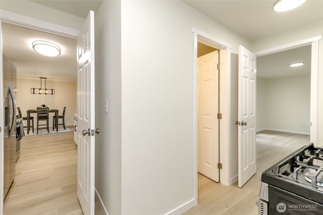 1703 7th Avenue SE, Puyallup, WA 98372