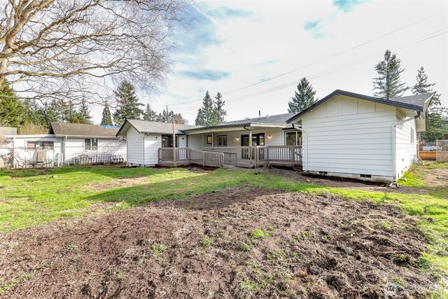 1703 7th Avenue SE, Puyallup, WA 98372