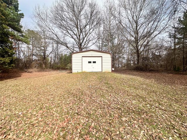 22847 FM 2215, Frankston, TX 75763