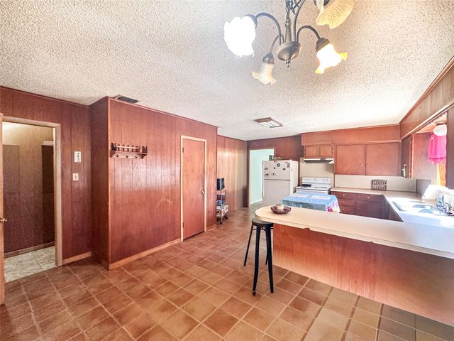 22847 FM 2215, Frankston, TX 75763