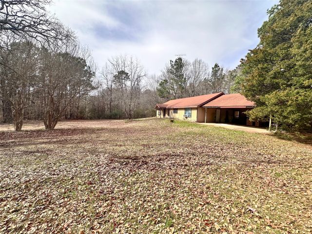 22847 FM 2215, Frankston, TX 75763