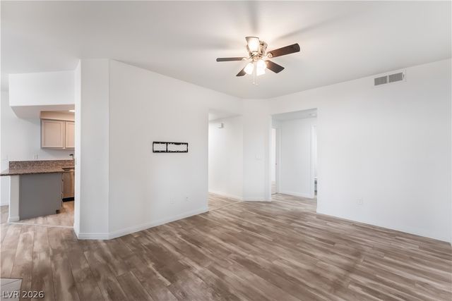 8432 Running Deer Avenue 103, Las Vegas, NV 89145
