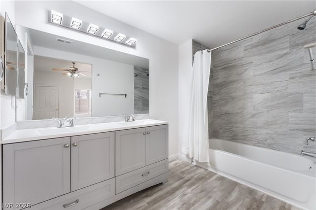 8432 Running Deer Avenue 103, Las Vegas, NV 89145