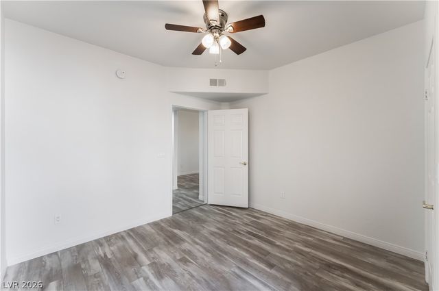 8432 Running Deer Avenue 103, Las Vegas, NV 89145
