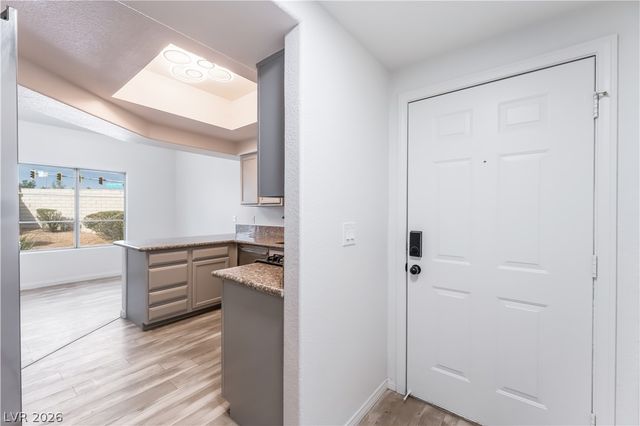 8432 Running Deer Avenue 103, Las Vegas, NV 89145