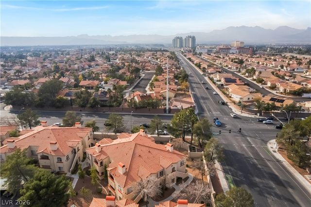 8432 Running Deer Avenue 103, Las Vegas, NV 89145
