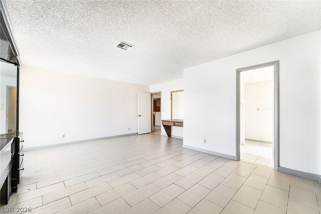 3155 East Rochelle Avenue, Las Vegas, NV 89121
