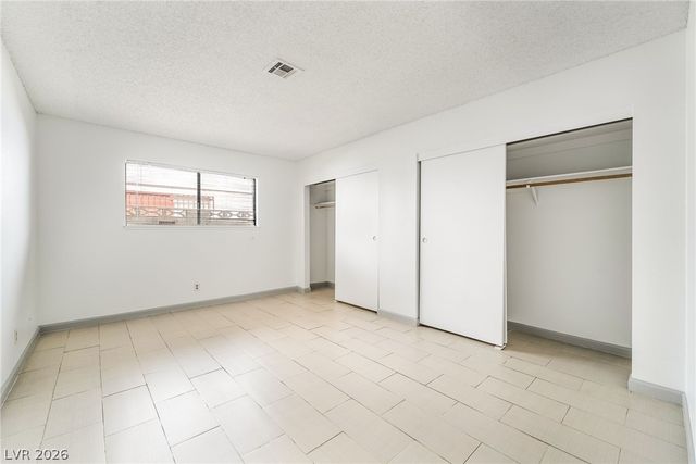 3155 East Rochelle Avenue, Las Vegas, NV 89121