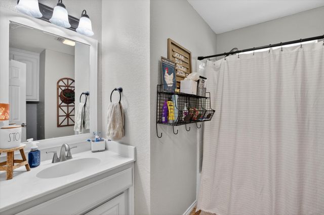 310 Vista Drive, Granbury, TX 76049