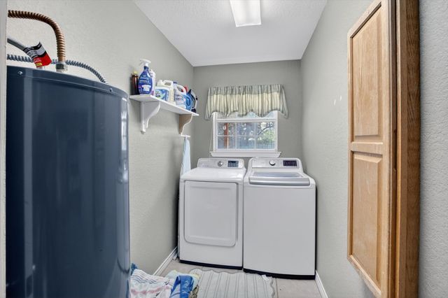 310 Vista Drive, Granbury, TX 76049