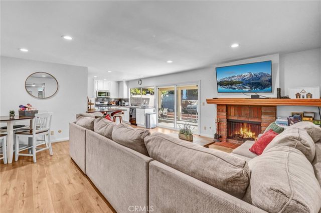 1648 Rocky River Court, Simi Valley, CA 93063