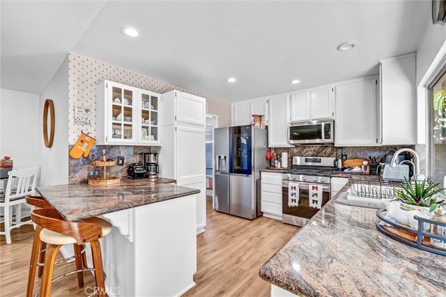 1648 Rocky River Court, Simi Valley, CA 93063