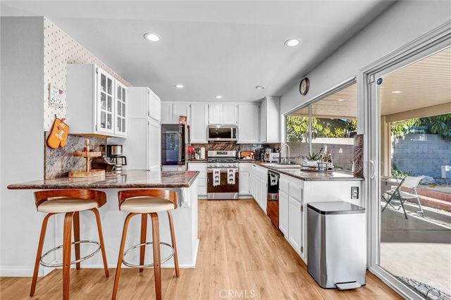 1648 Rocky River Court, Simi Valley, CA 93063