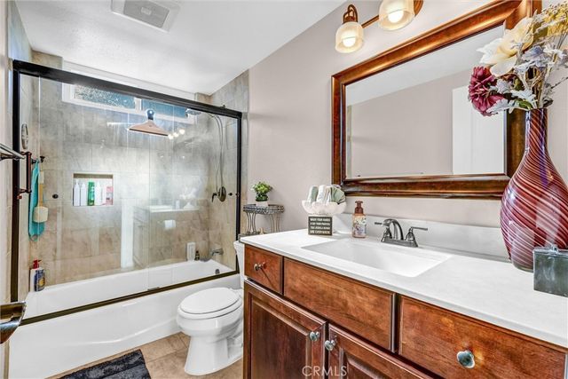 1648 Rocky River Court, Simi Valley, CA 93063