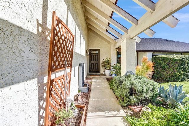 1648 Rocky River Court, Simi Valley, CA 93063