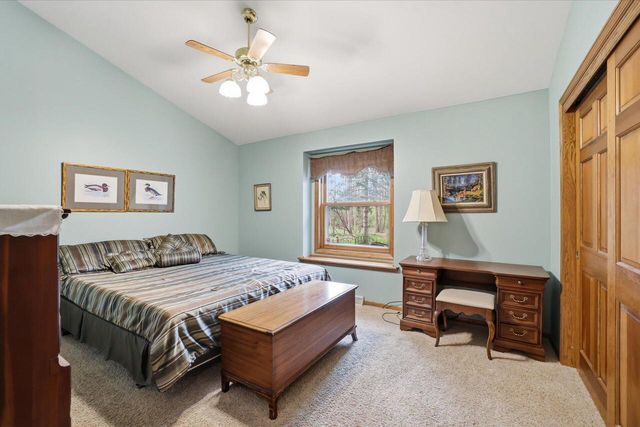 N68W14817 Prudence DRIVE, Menomonee Falls, WI 53051